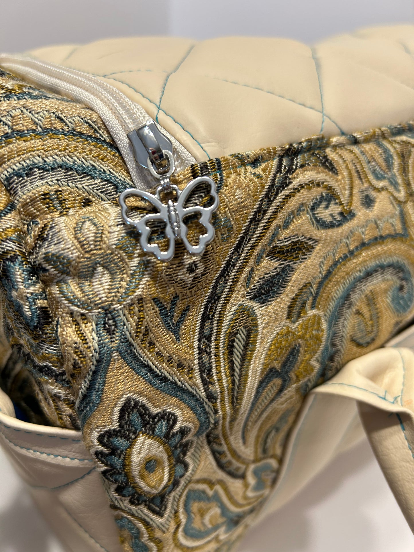 Beige Carpet Travel Bag