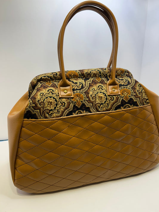 Carpet Bag Light brown quilted