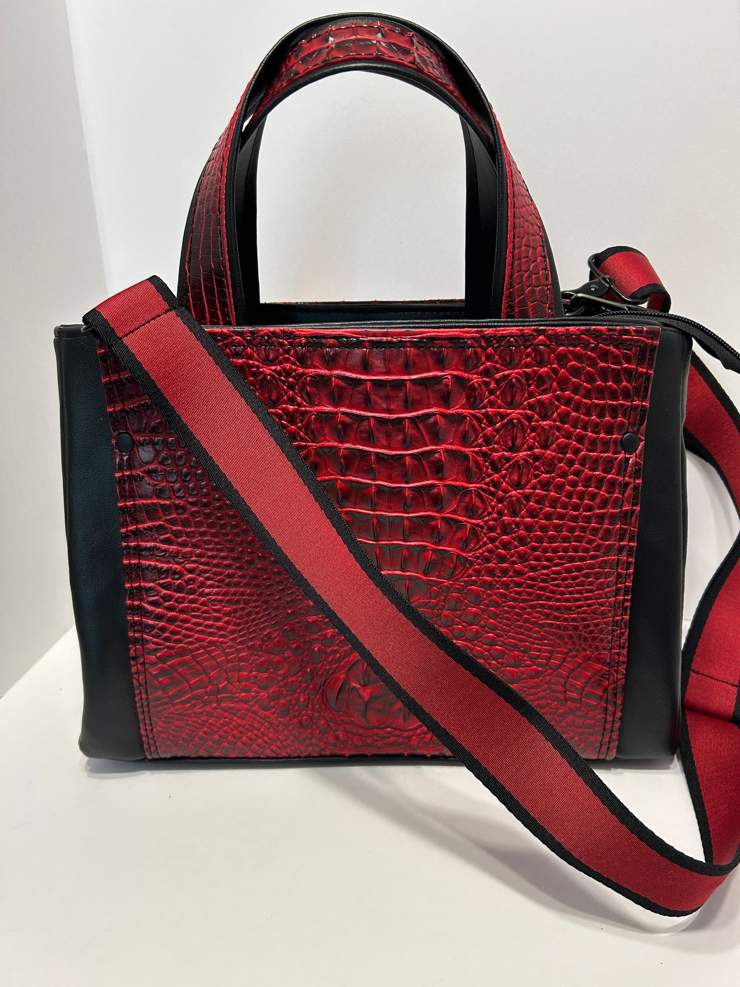 Charyn Luxury Bag