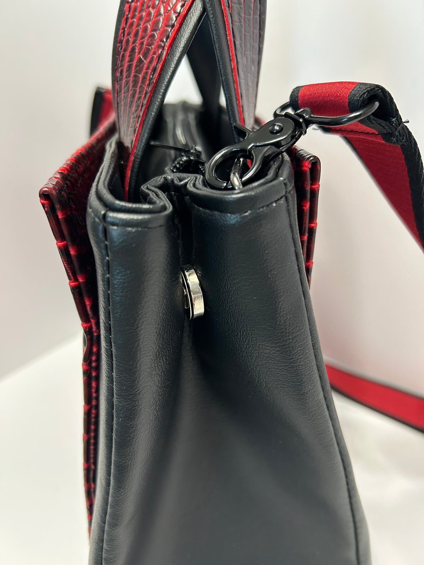 Charyn Luxury Bag