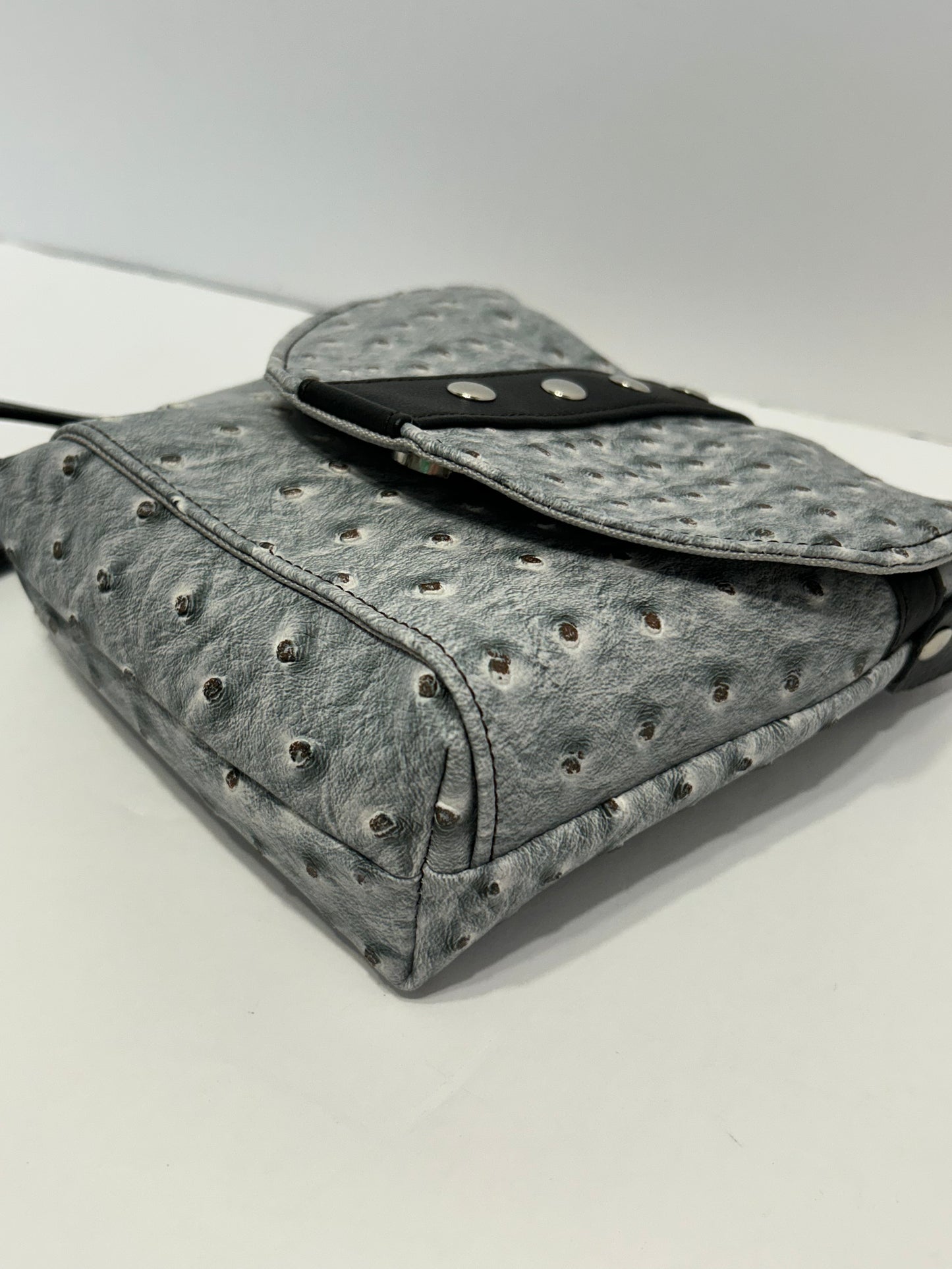 Grey Ostrich Maddie