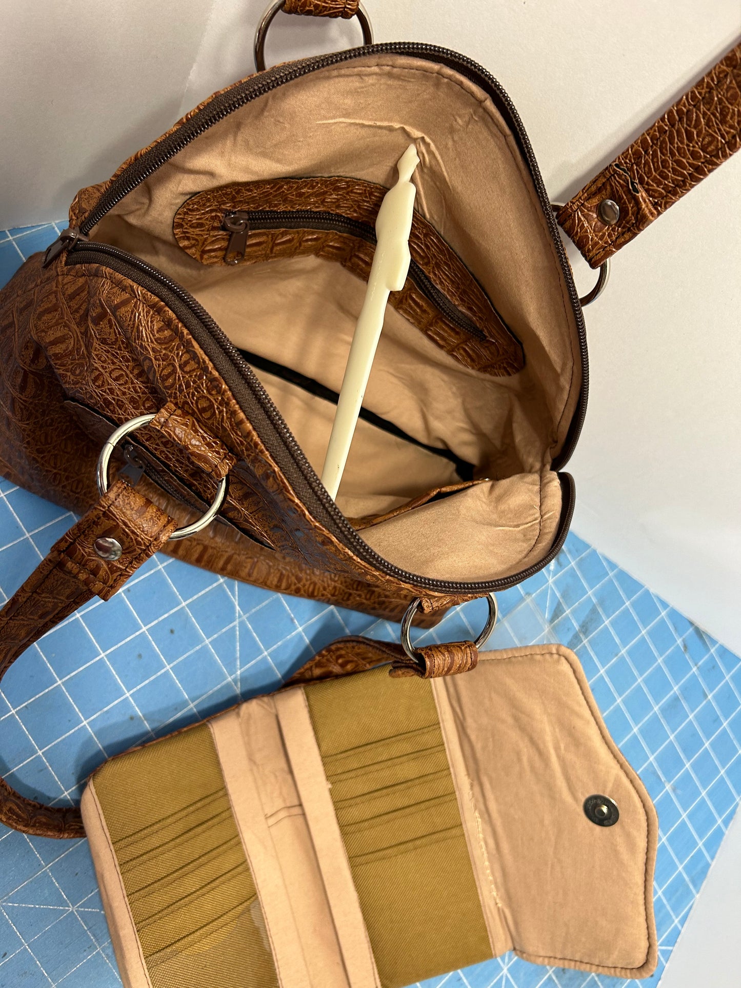 Tote Bag, Domed Zippered Bag