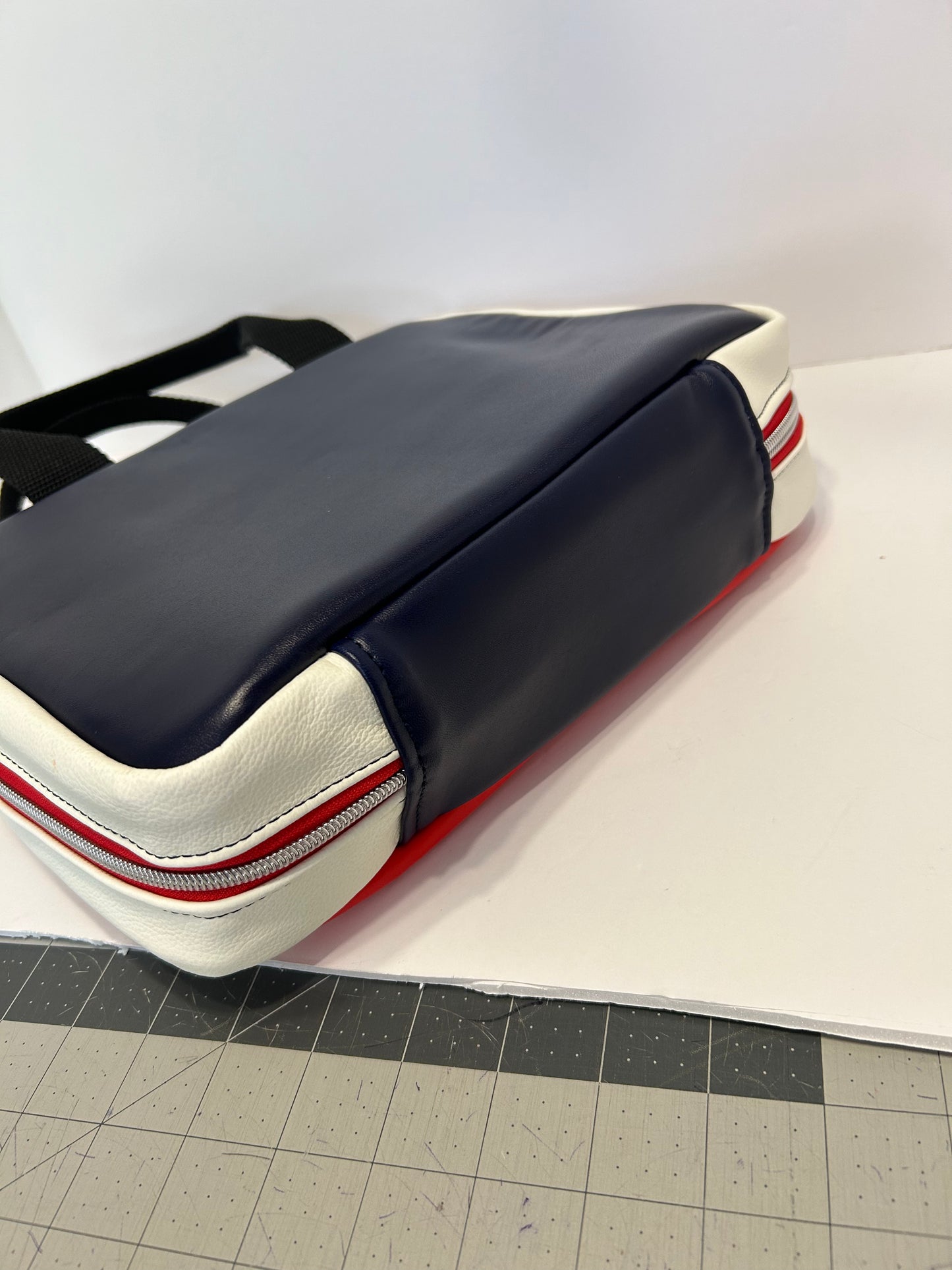 Leather handgun case