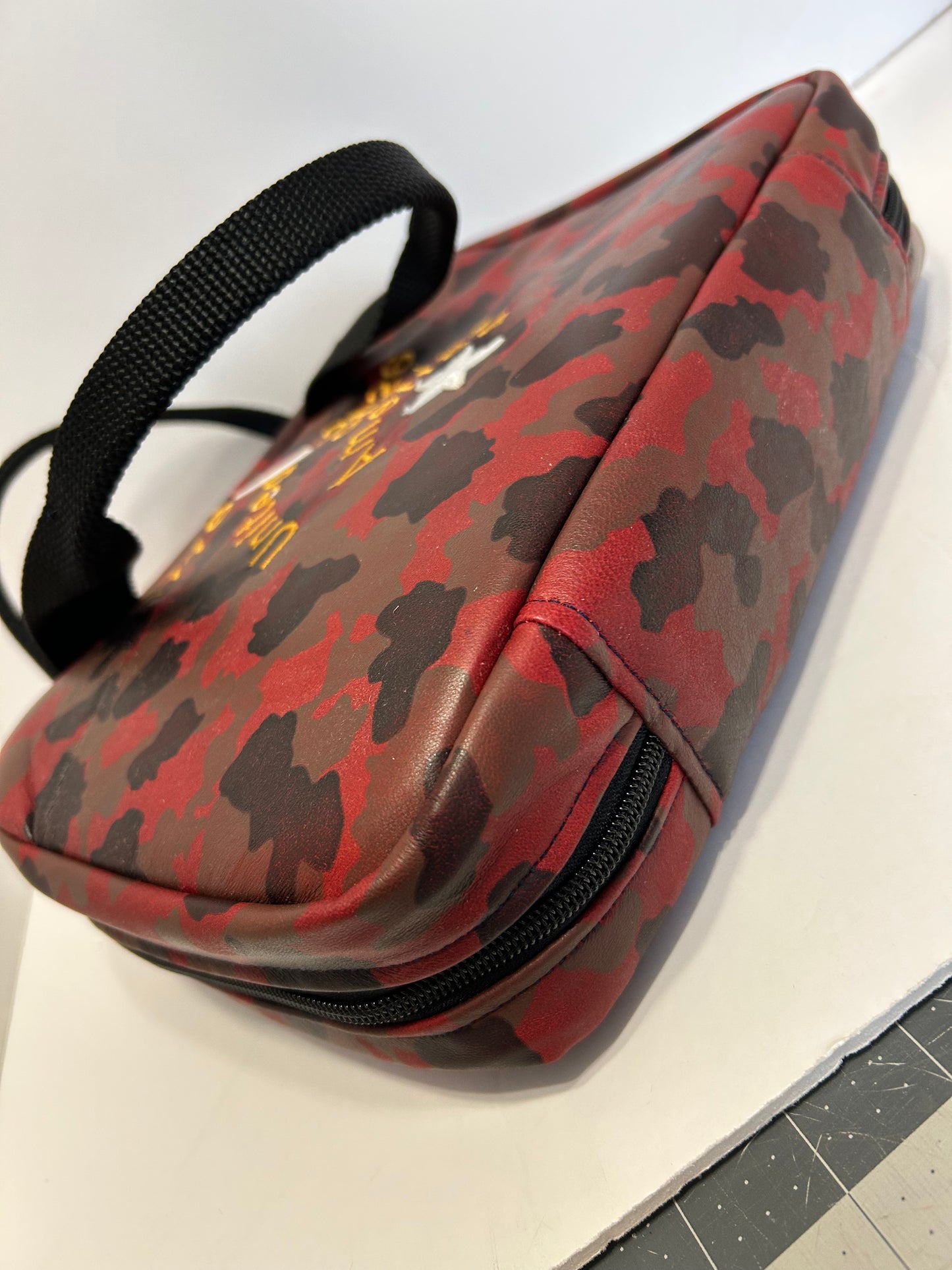 Wildbunch  leather camo handgun case